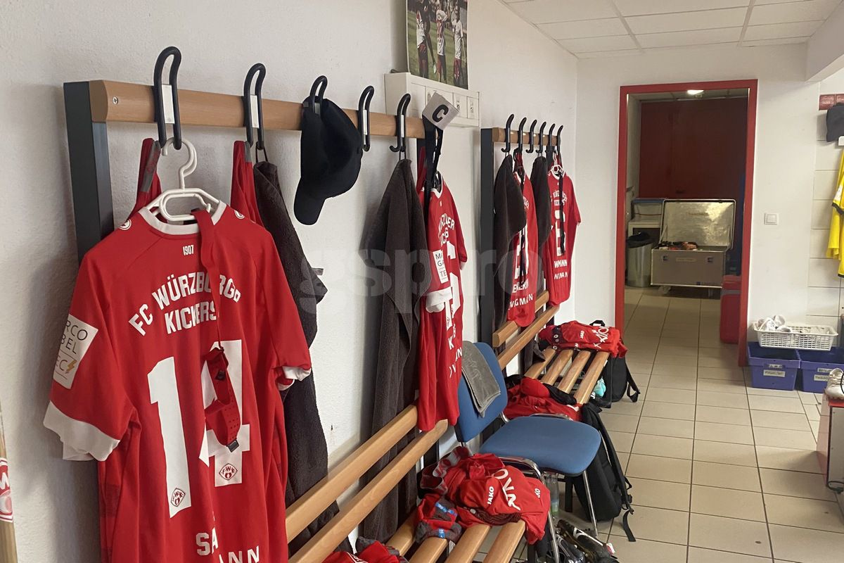 EXCLUSIV. Baza Akon Arena Würzburg