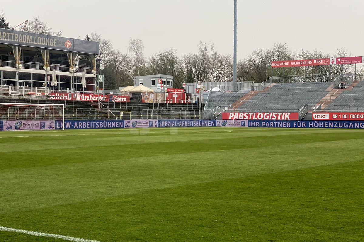 EXCLUSIV. Baza Akon Arena Würzburg