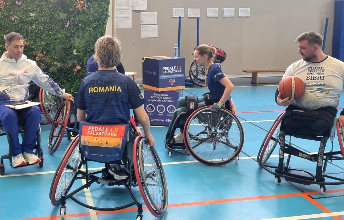 Lecții de viață de la sportivii paralimpici din România: „Mi-era rușine să ies din casă în scaun, dar sportul m-a ajutat să mă reintegrez”