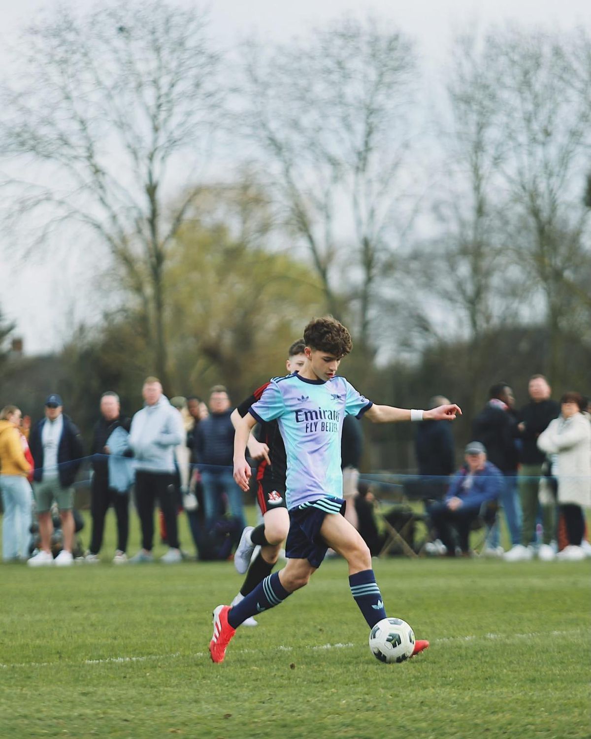 Românul Robert Asavetei a semnat cu Arsenal U13