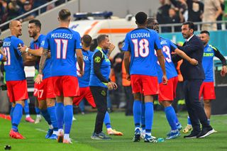 „Wow!” » Raul Rusescu își scoate pălăria: „Nu exista până nu l-a văzut MM Stoica”