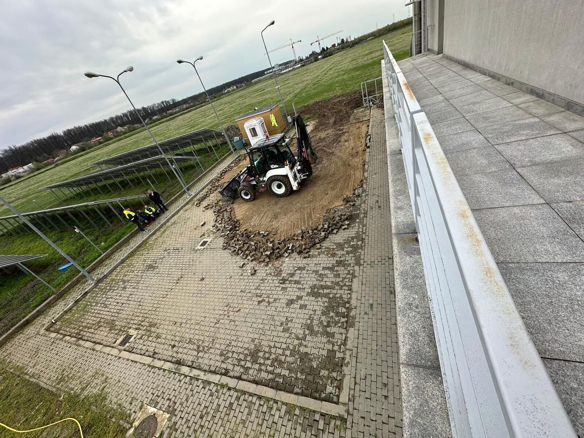 A intrat buldozerul la baza echipelor naționale » Imaginile publicate de FRF de pe șantier