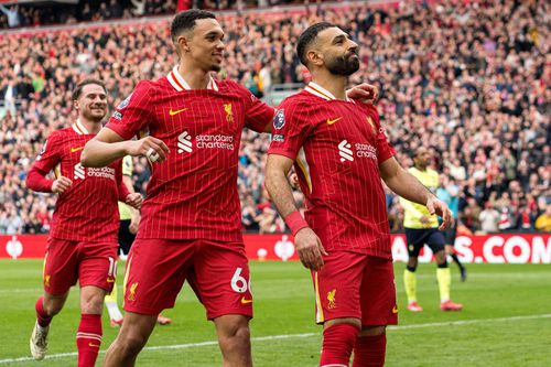 Mo Salah, alături de Trent Alexander-Arnold. foto: Imago