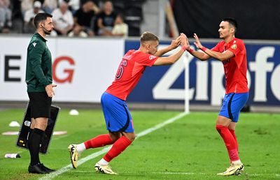 Jucătorul de la FCSB a revenit la antrenamente, însă mai are de așteptat până la revenirea pe gazon: „Ce să facem?!”