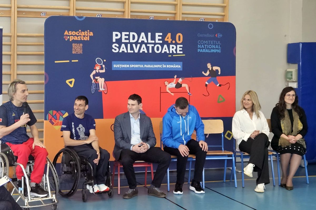 Lecții de viață de la sportivii paralimpici din România: „Mi-era rușine să ies din casă în scaun, dar sportul m-a ajutat să mă reintegrez”