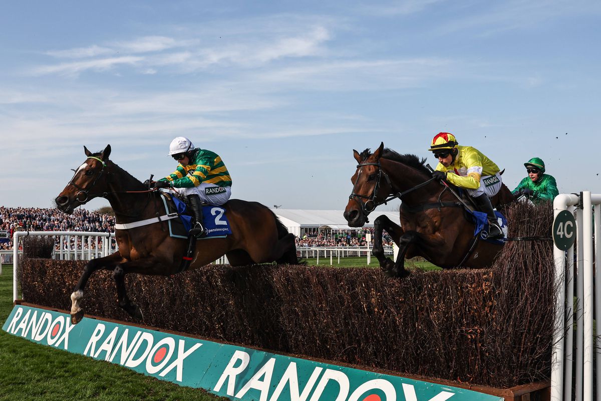 Britanicii știu să petreacă! În ce au transformat cea mai așteptată competiție sportivă a săptămânii