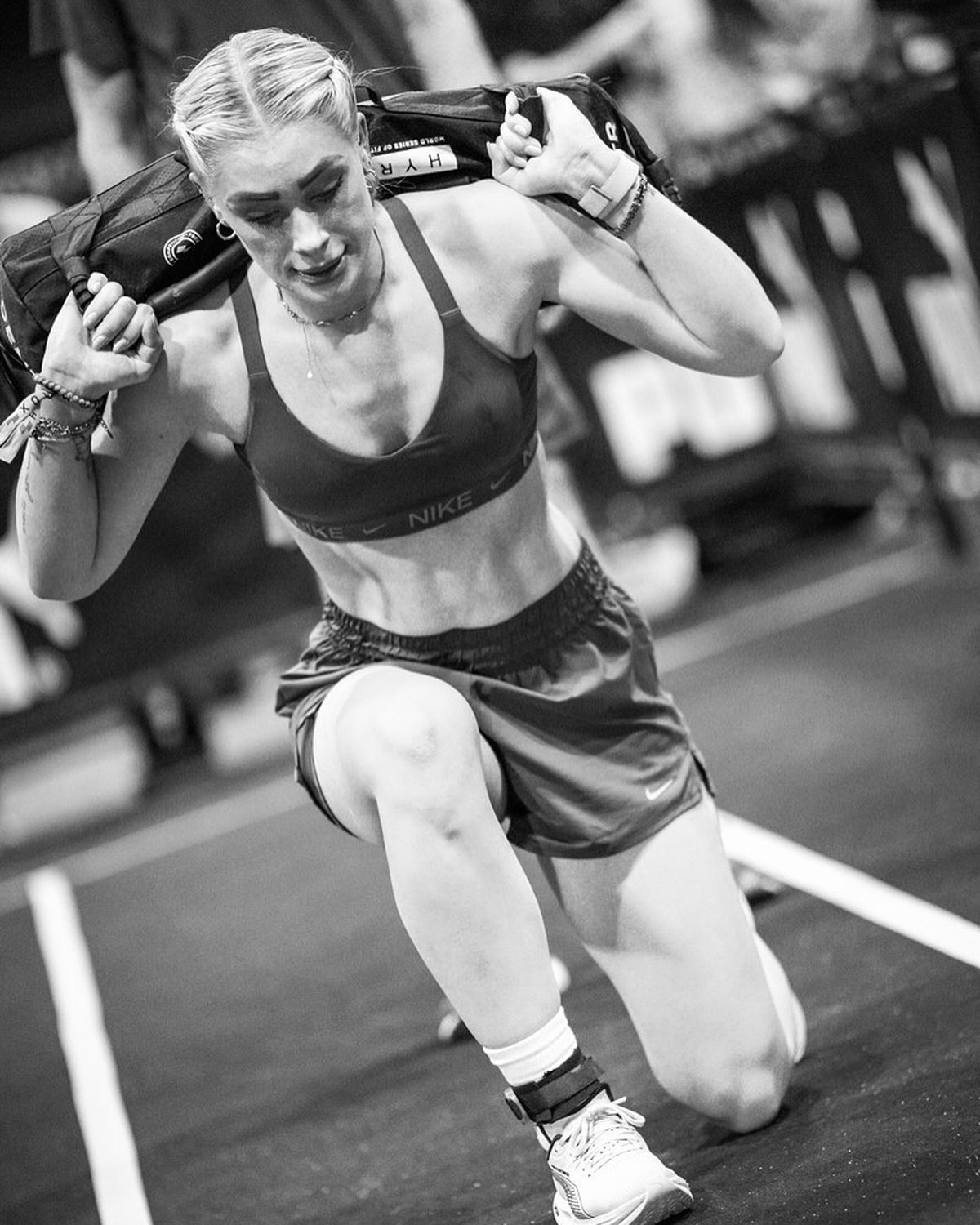 Esmee întoarce privirile în sala de fitness! Cine e blonda care a cucerit Olanda și a câștigat titlul de „Miss Intercontinental”