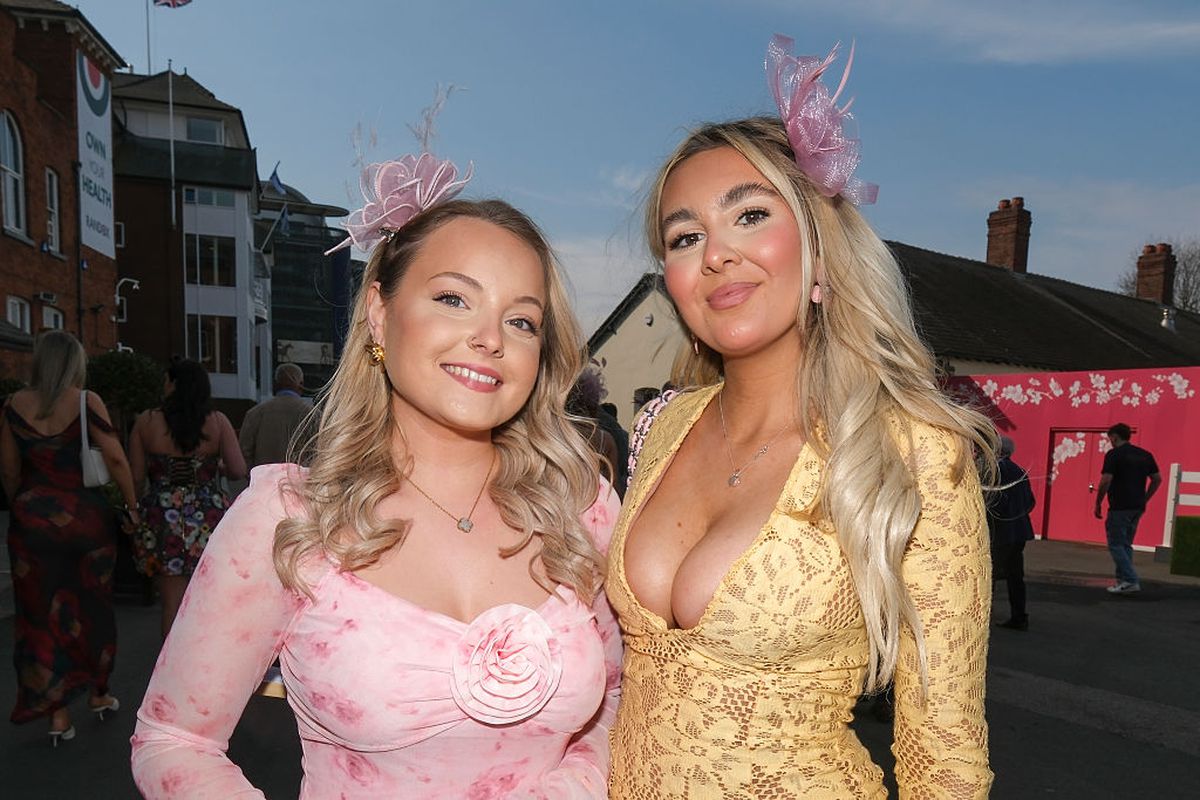 Britanicii știu să petreacă! În ce au transformat cea mai așteptată competiție sportivă a săptămânii