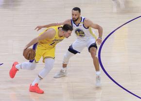 Steph Curry a câștigat duelul cu LeBron James, iar Golden State Warriors continuă să impresioneze » Luka Doncic, prestație ștearsă