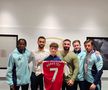 Românul Robert Asavetei a semnat cu Arsenal U13