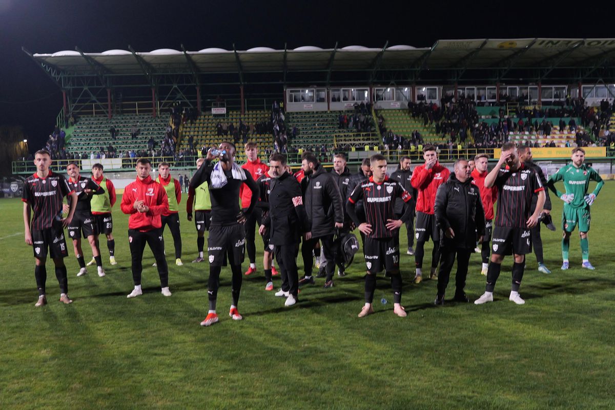 Imagini de la finalul meciului FC Argeș - Dinamo, 4 aprilie 2026 / FOTO: Andrei Furnigă