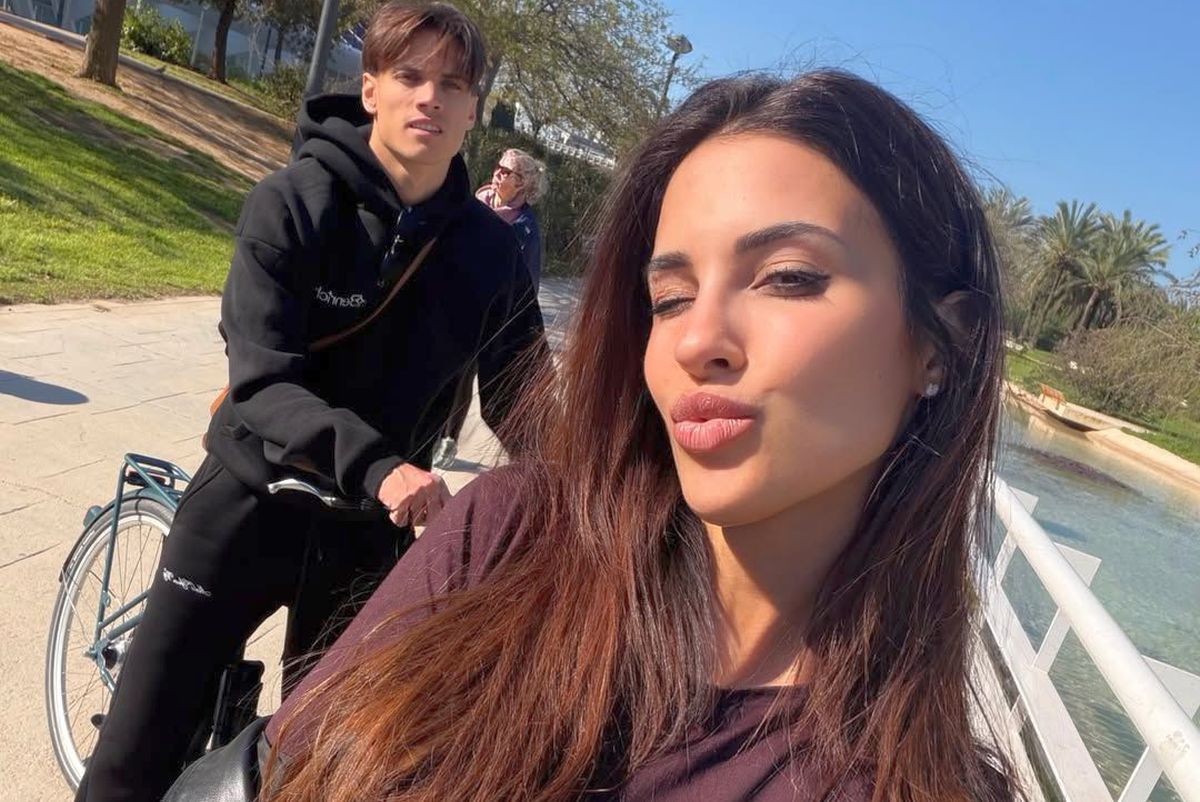 Prezentatoarea s-a afișat cu fotbalistul mai tânăr cu 11 ani și a „rupt” Internetul: „Genul de dragoste...”