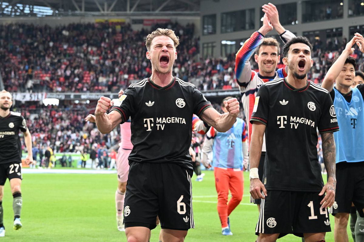 Incredibil ce a purtat Serge Gnabry, pe teren, după victoria lui Bayern