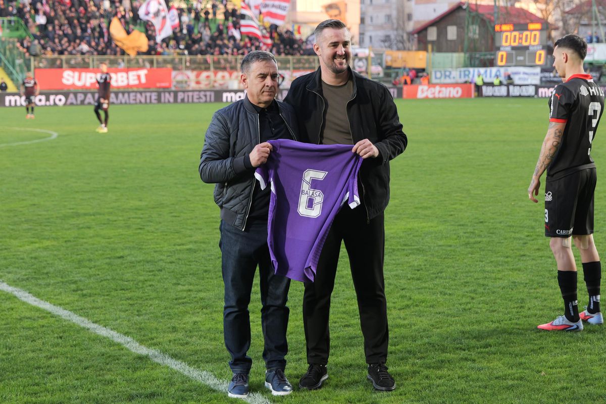 Scandarea care i-a unit pe fani la meciul FC Argeș - Dinamo