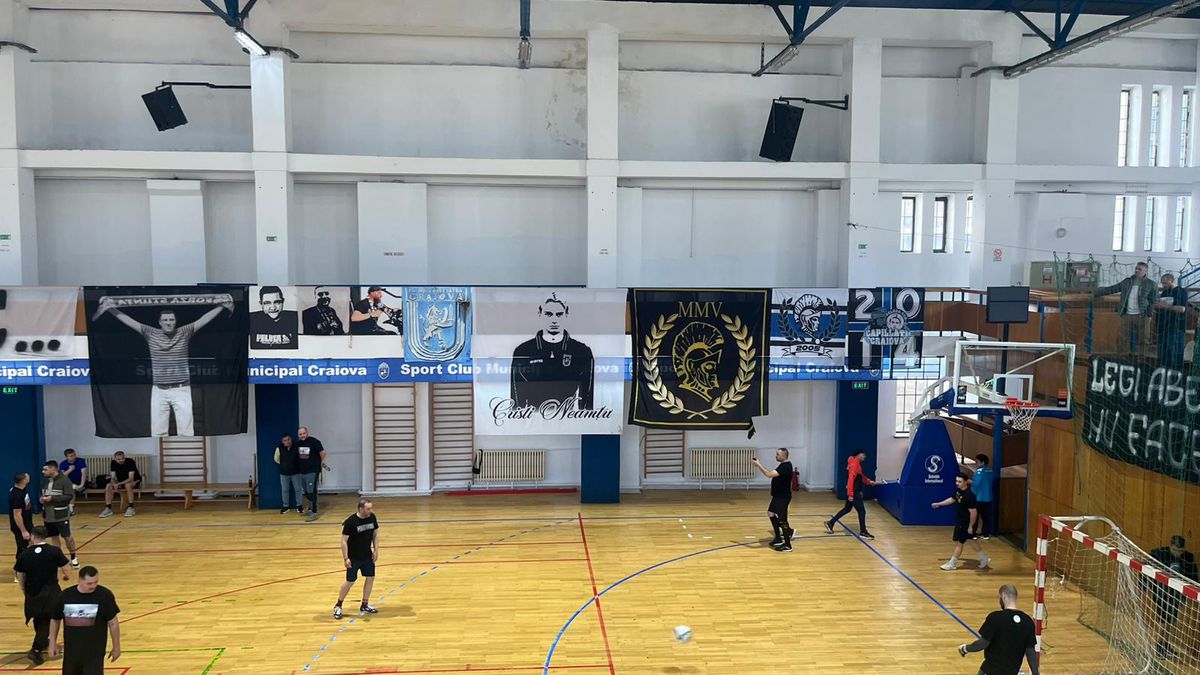 Înjurături și mesaje abominabile » Ura a deturnat atenția, la comemorarea lui Cristi Neamțu