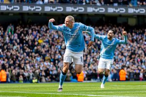 „Dublă” reușită de Erling Haaland în Manchester City - Liverpool, derby pentru semifinalele Cupei Angliei