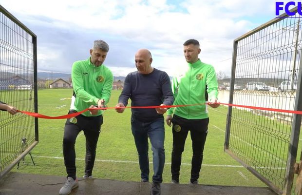 Pe urmele lui Hagi și Popescu » Florin Costea a tăiat panglica, alături de fratele lui: „Pregătiți pentru FCU, Steaua și FCSB”
