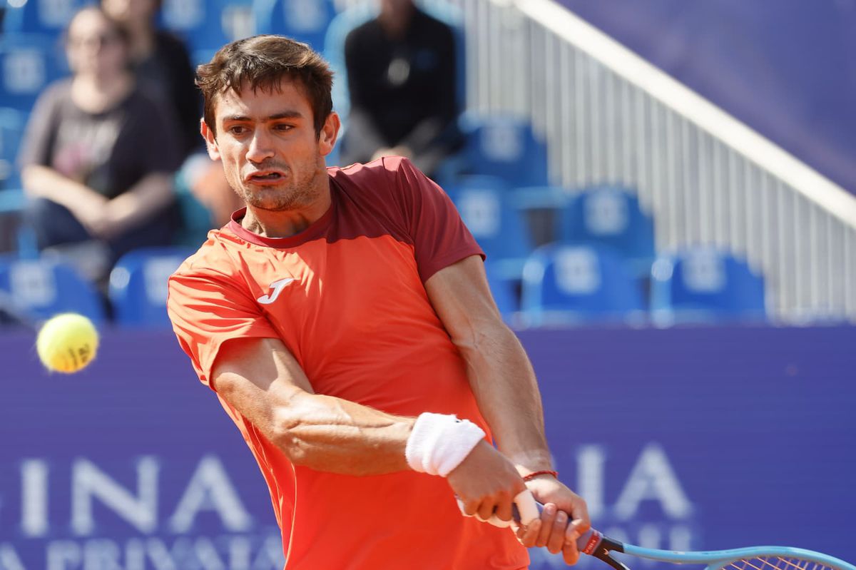 Grande Mariano Navone! » Calificare eroică în ultimul act de la Țiriac Open a finalistului din 2024, cu două mingi de meci salvate!