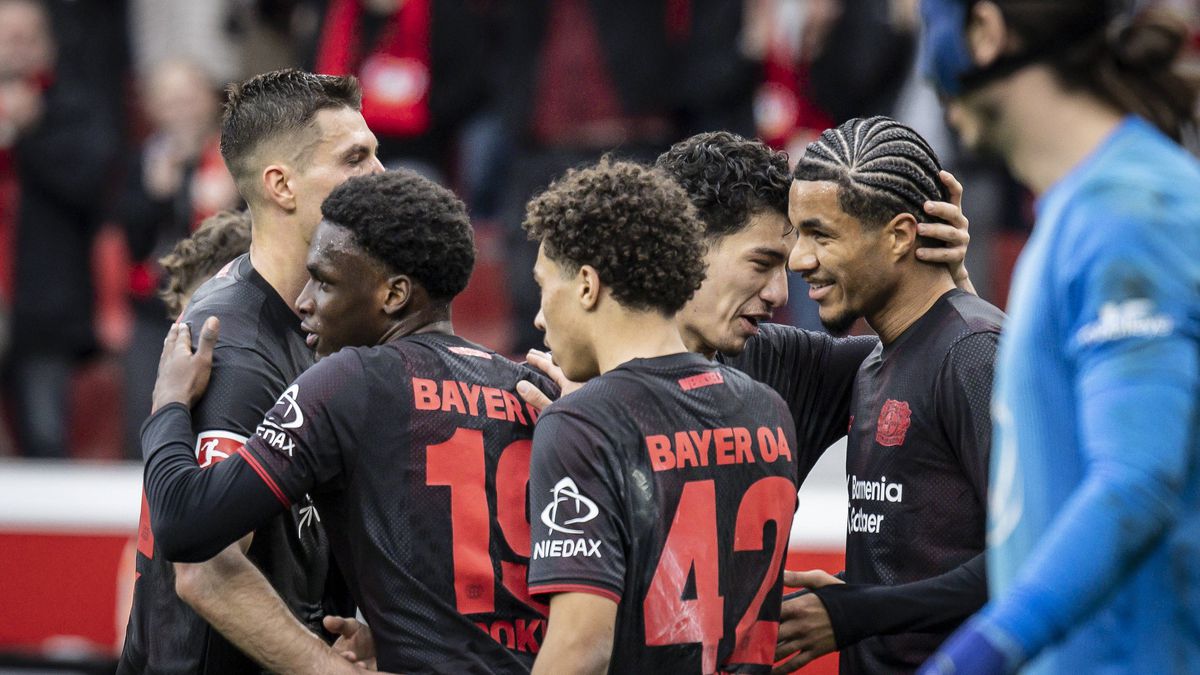 Leverkusen - Wolfsburg, meci de toată frumusețea în Bundesliga