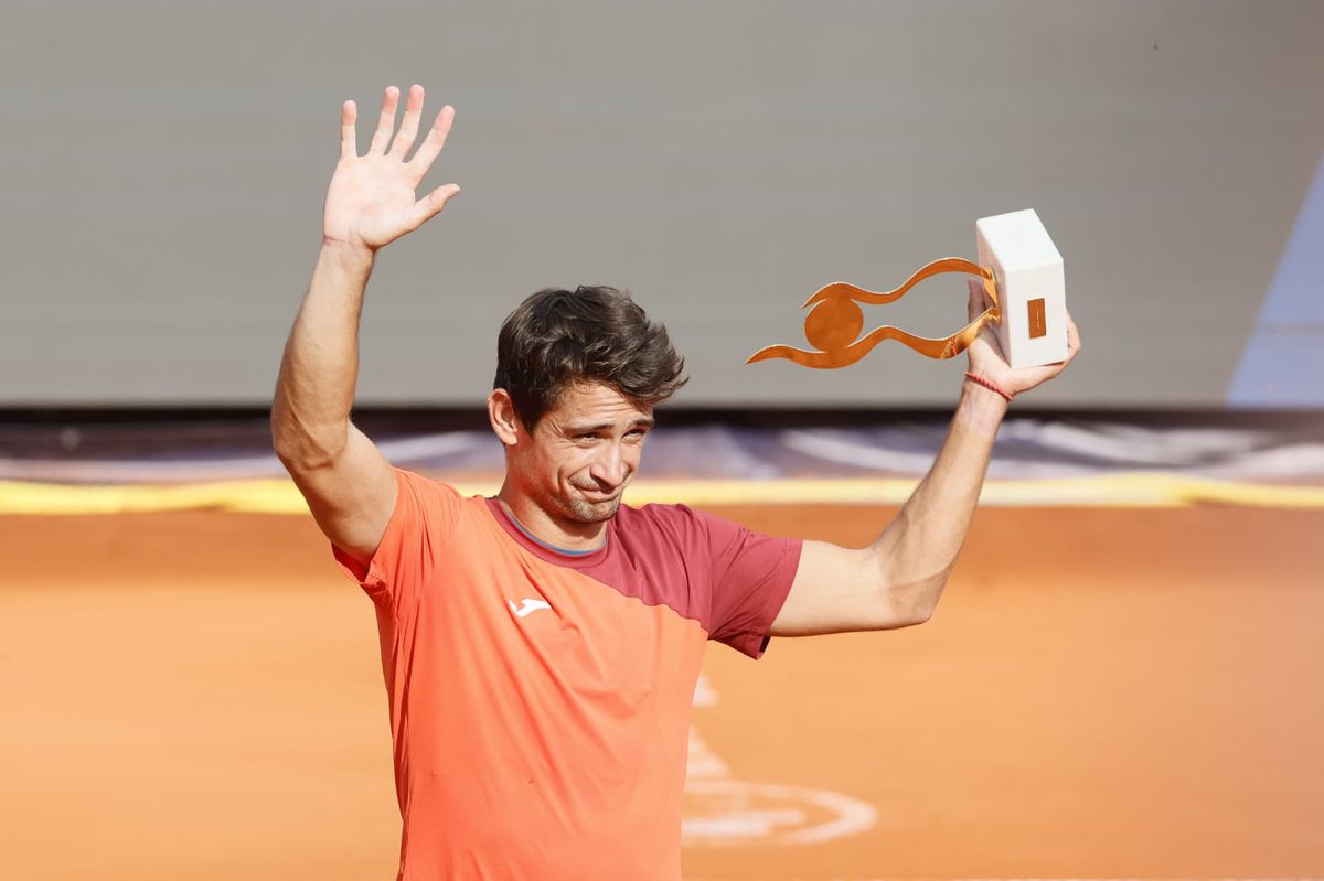 Grande Mariano Navone! » Calificare eroică în ultimul act de la Țiriac Open a finalistului din 2024, cu două mingi de meci salvate!