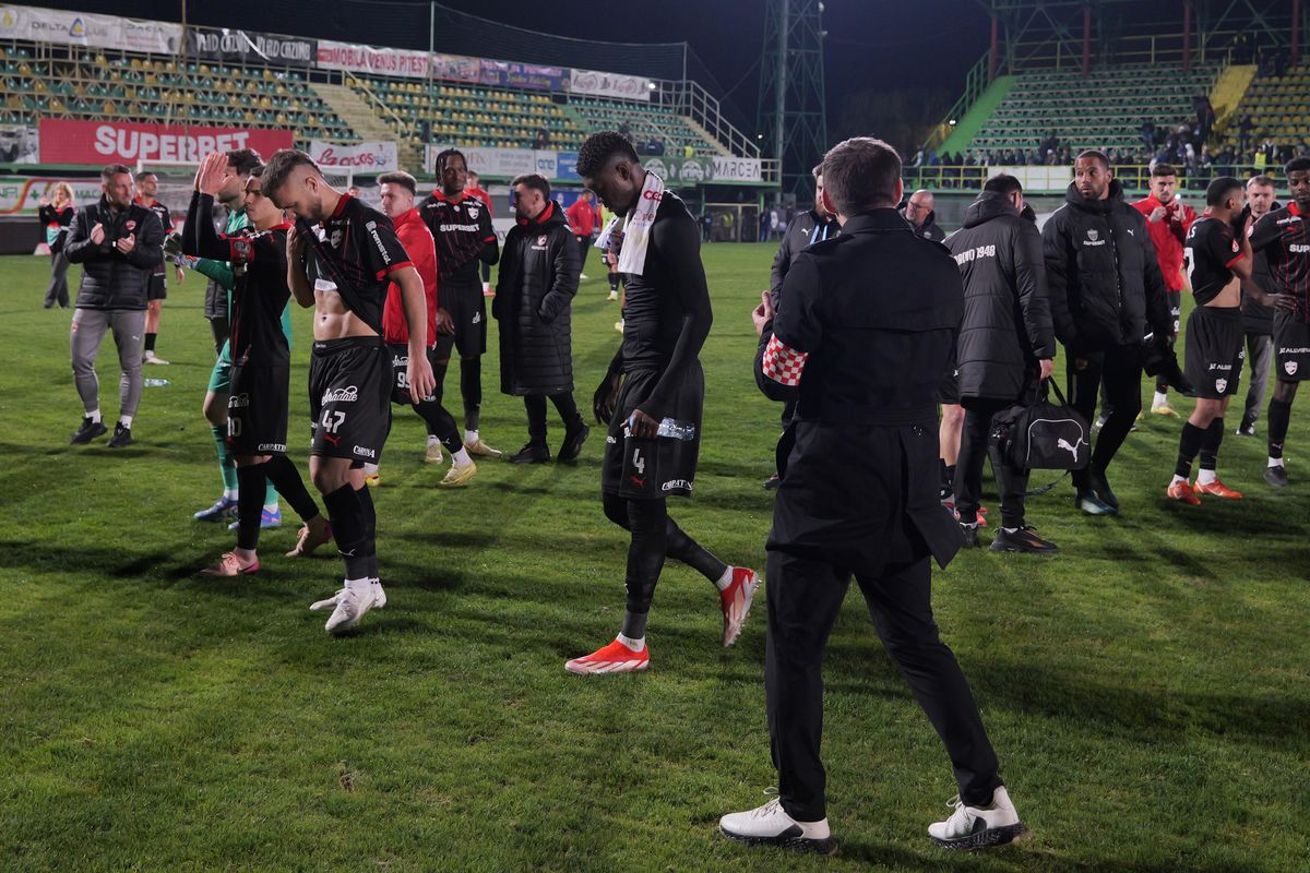 Imagini de la finalul meciului FC Argeș - Dinamo, 4 aprilie 2026 / FOTO: Andrei Furnigă