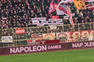 3 detalii de la Mioveni: cu cine a urmărit Dani Coman partida și scandarea care a unit suporterii