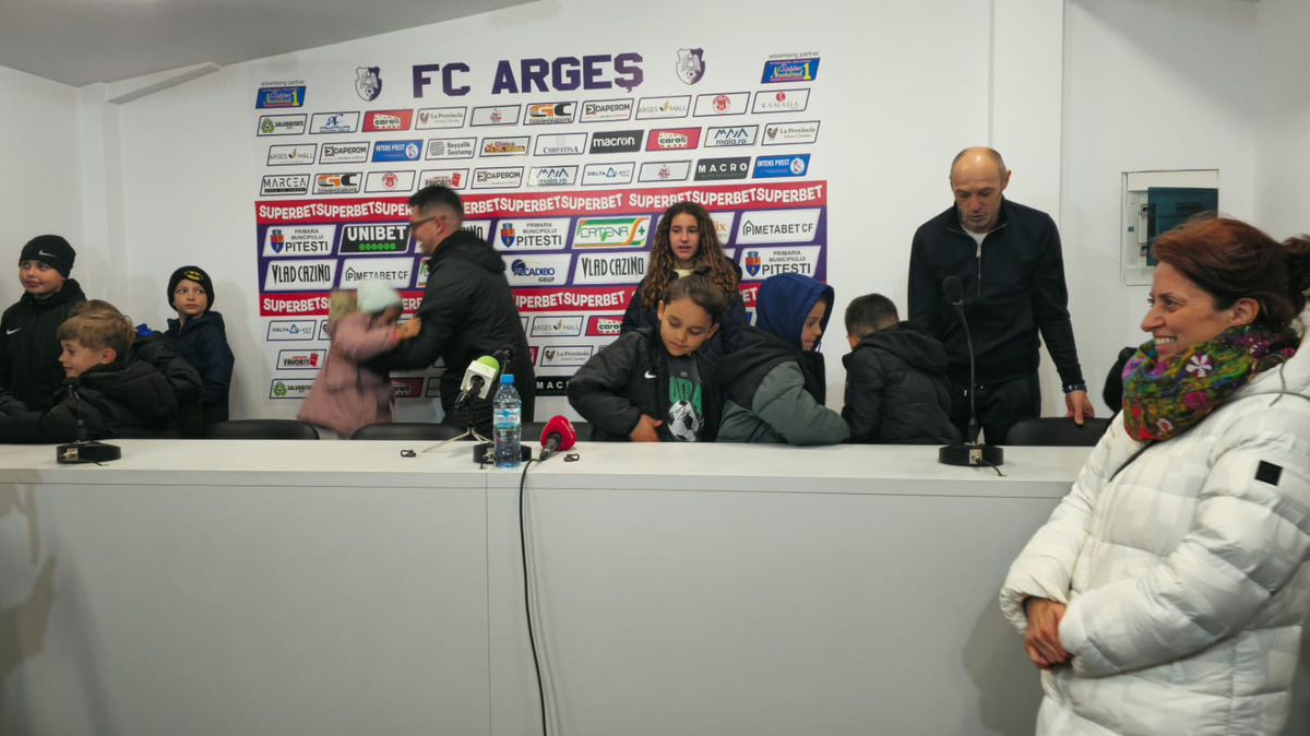 Conferință Bogdan Andone FC Argeș - Dinamo 1-1