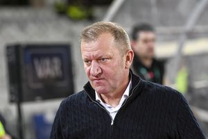 Rămas pe loc retrogradabil, Dorinel Munteanu a răbufnit: „Numai bolnavii fac astfel de comparații! Așa suntem noi, românii”