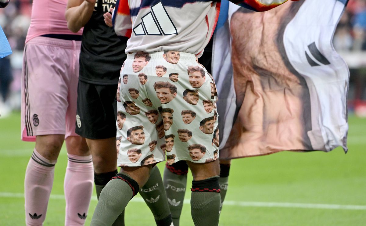 Incredibil ce a purtat Serge Gnabry, pe teren, după victoria lui Bayern