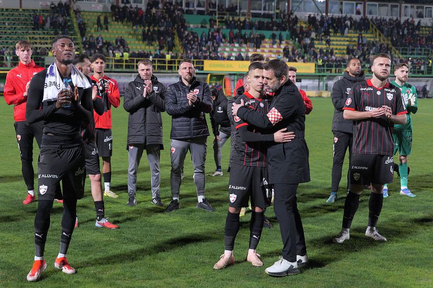 Cadru surprins după FC Argeș - Dinamo // foto: Andrei Furnigă (GSP)