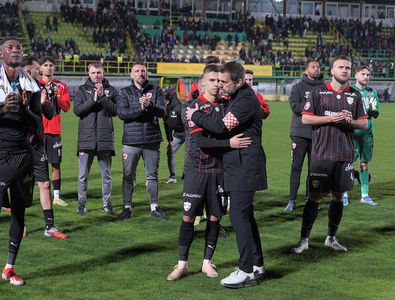 Scandări xenofobe și obiectiv trasat „câinilor” chiar pe teren » Ce nu s-a ...