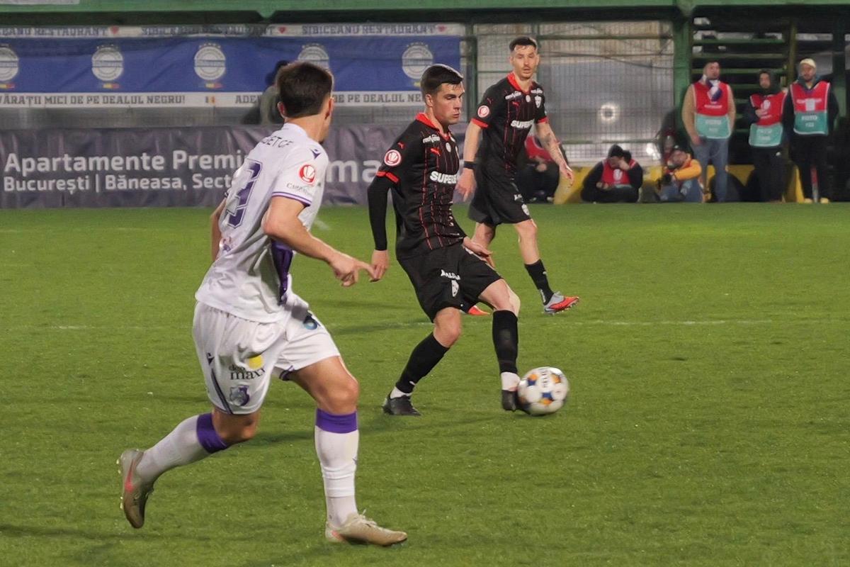 Dinamo obține primul punct în play-off, visul podiumului rămâne departe de Argeș! Noul clasament în lupta la titlu