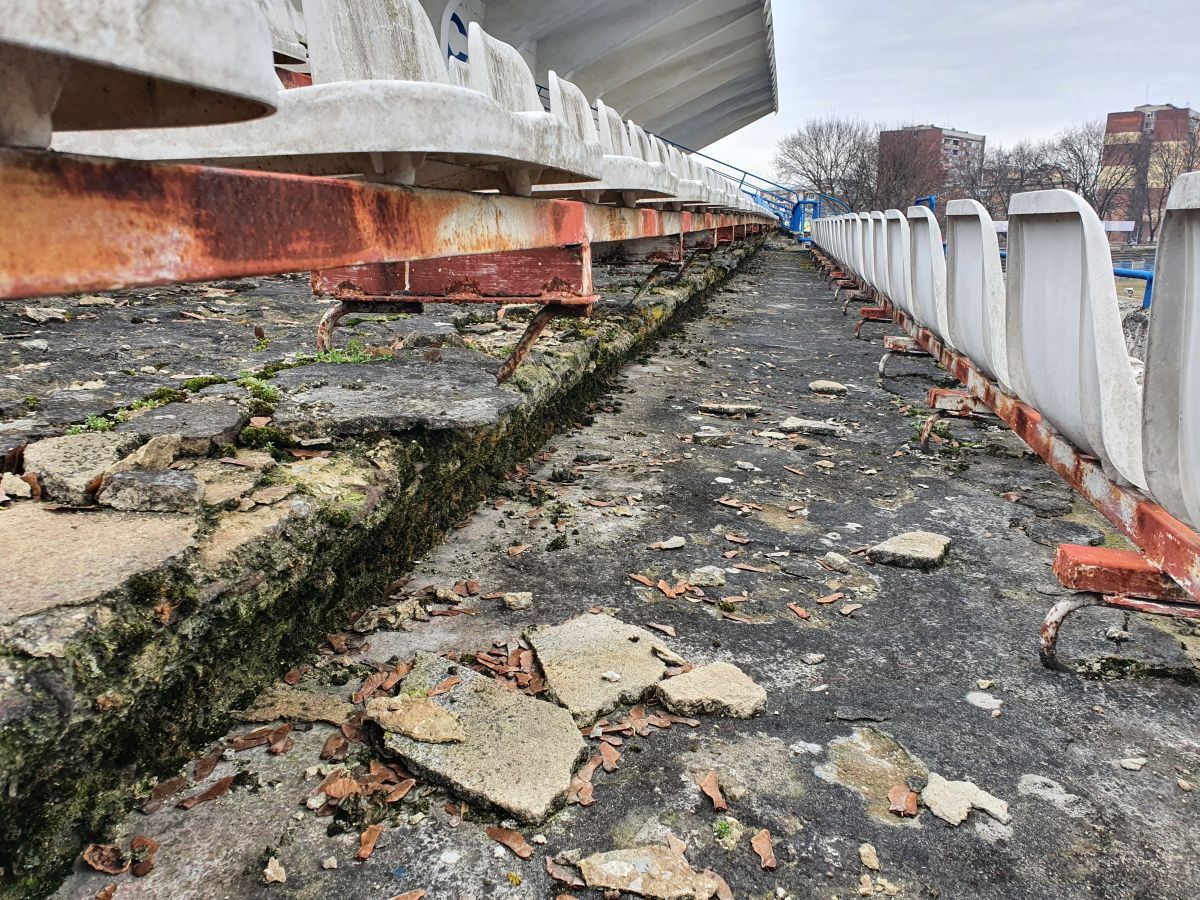 GALERIE FOTO Stadion Corvinul Hunedoara