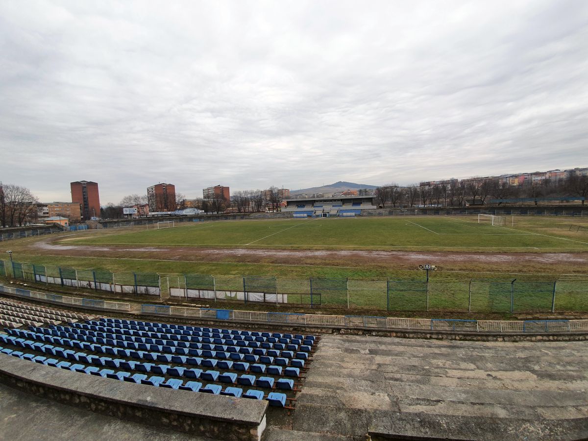 GALERIE FOTO Stadion Corvinul Hunedoara