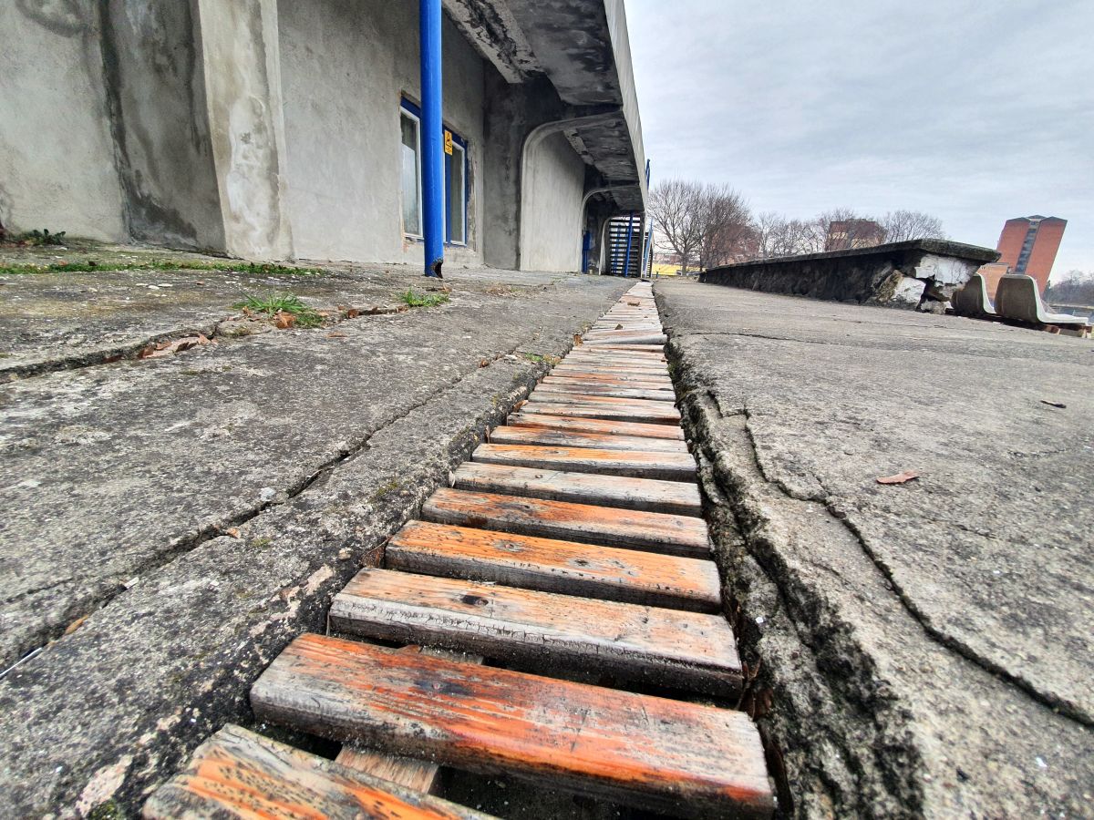 GALERIE FOTO Stadion Corvinul Hunedoara