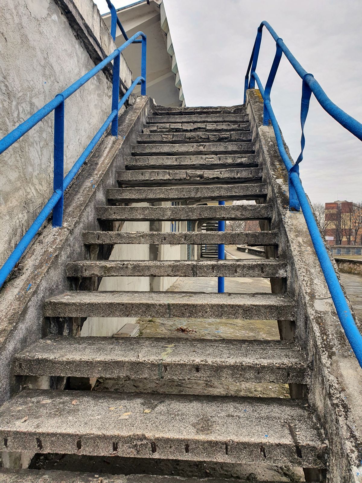 Un stadion emblematic din România a ajuns în paragină! Proiect pentru o arenă nouă + fanii strâng bani pentru brandul legendar