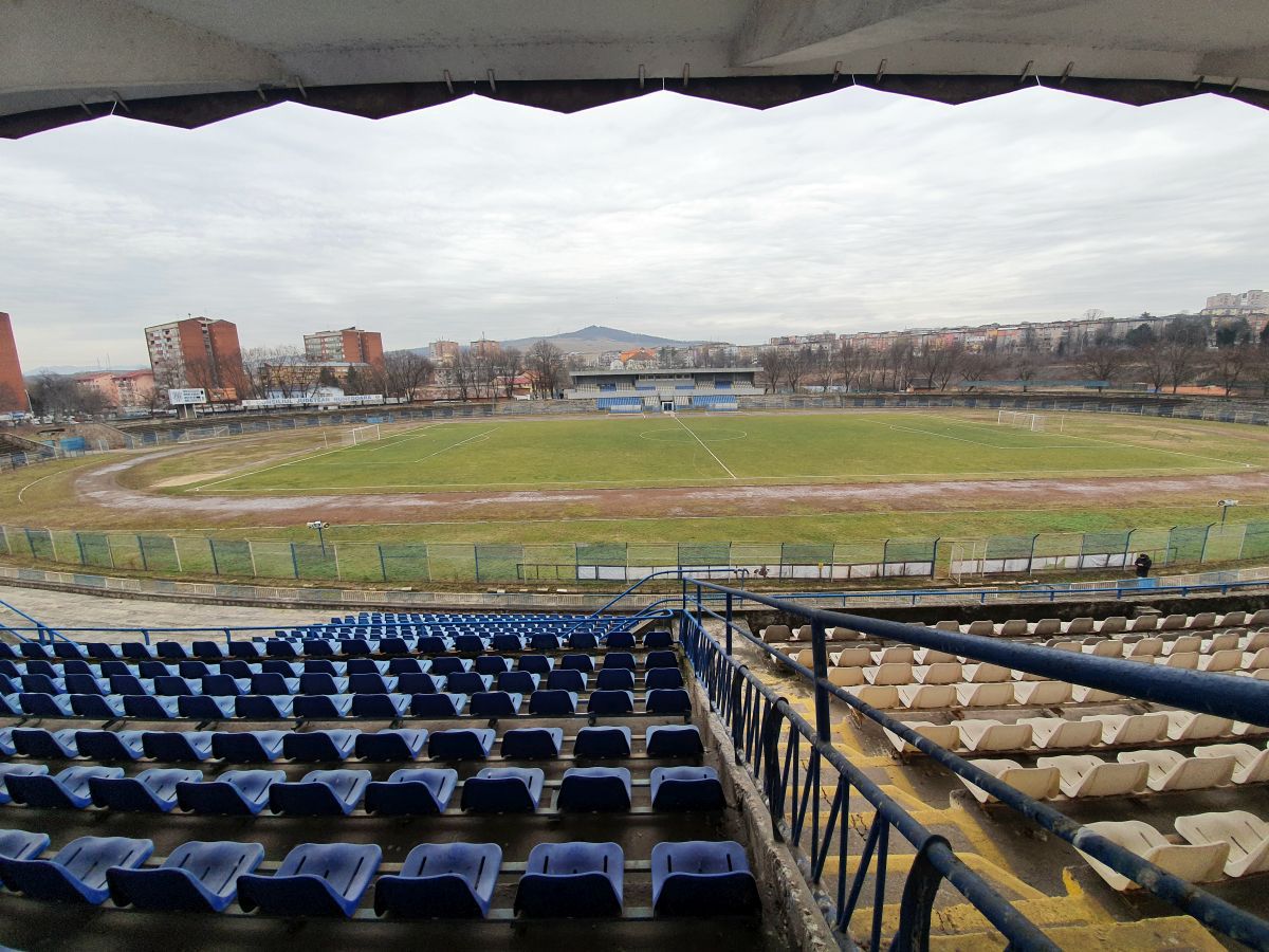 GALERIE FOTO Stadion Corvinul Hunedoara