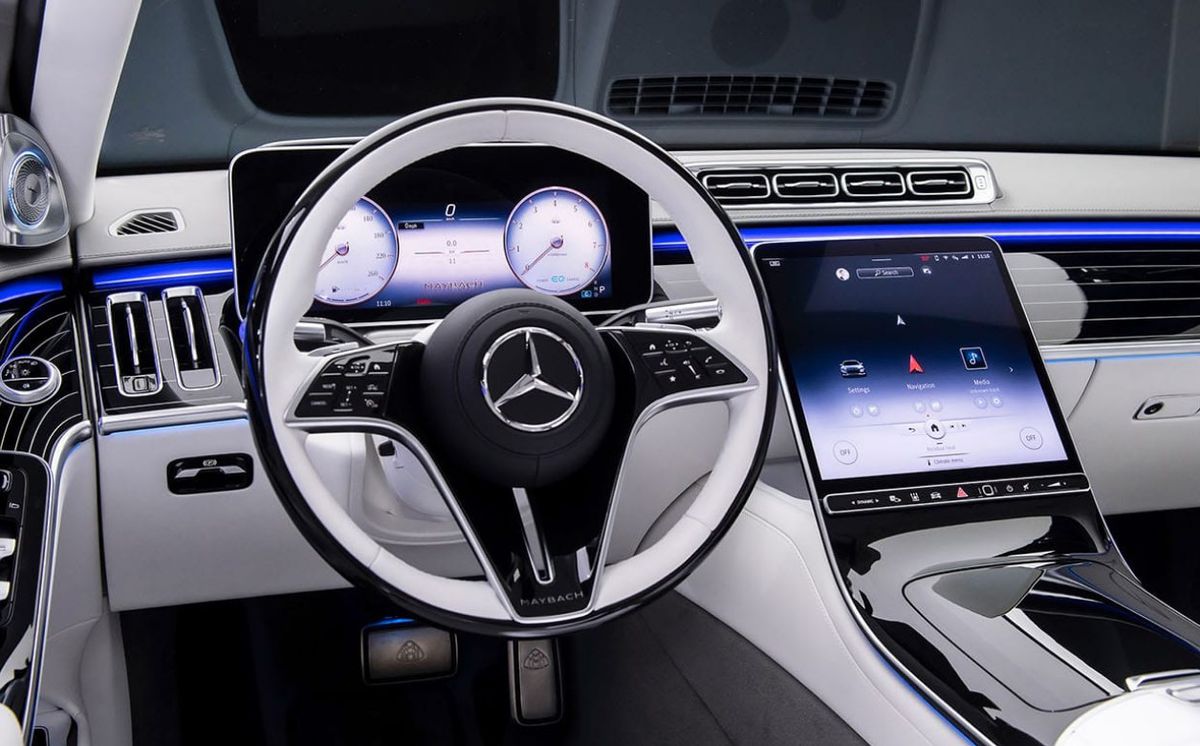 Ce mașină de lux conducea Becali când i-a fost luat permisul: „E singura din România”