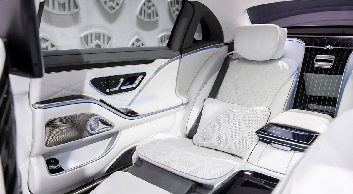 Mercedes Maybach - masina Gigi Becali