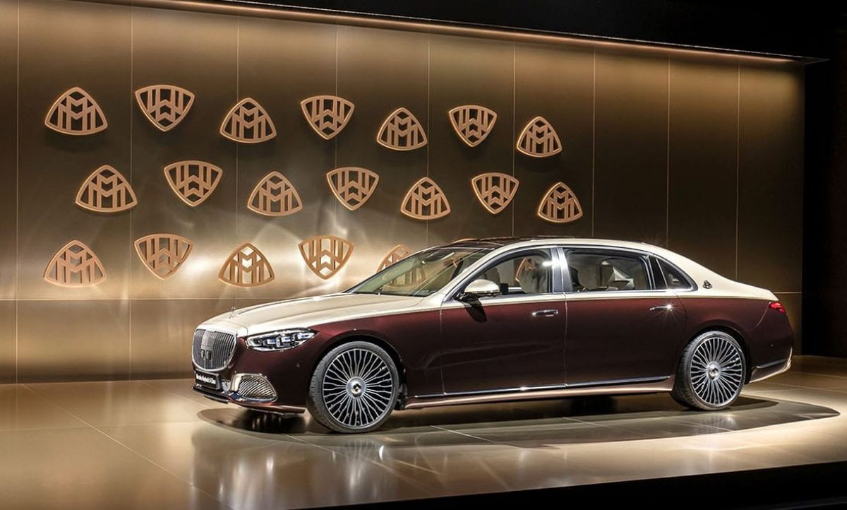 Ce mașină de lux conducea Becali când i-a fost luat permisul: „E singura din România”