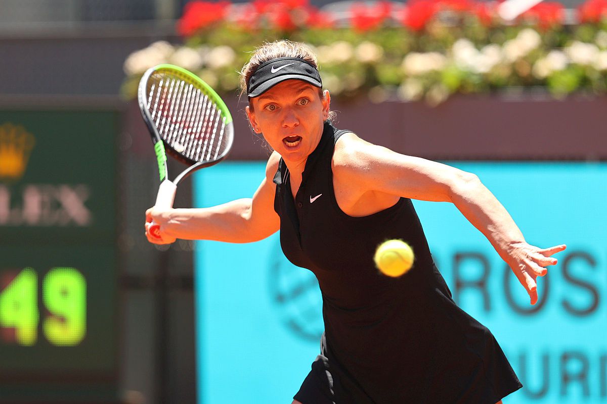Simona Halep, eliminată de la Madrid! Meci de luptă cu Mertens, pierdut din cauza erorilor din decisiv