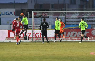 „Mincinos, dubios, neserios!” » Un nou scandal în Liga 1 cu CFR Cluj implicată: „Putem suspecta că a fost eliminat stupid chiar în meciul direct?!"