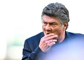 Culisele concedierii antrenorului la Cagliari. I-a numit ”viermi” pe Răzvan Marin și pe coechipieri!