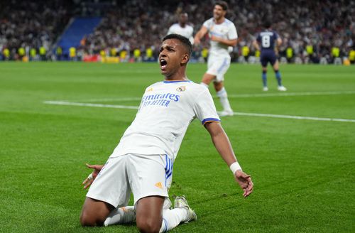 Rodrygo (21 de ani, extremă dreapta) a marcat o „dublă” în returul din semifinala Ligii Campionilor, Real Madrid -Manchester City, și a stabilit astfel o premieră în istoria competiției.