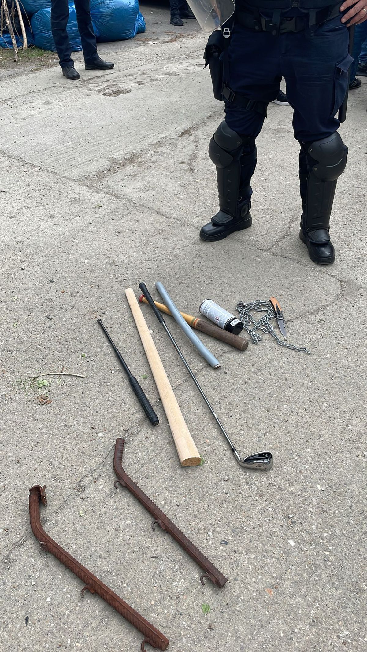 Șocant! Ce a capturat Jandarmeria de la fanii lui U Cluj veniți la București