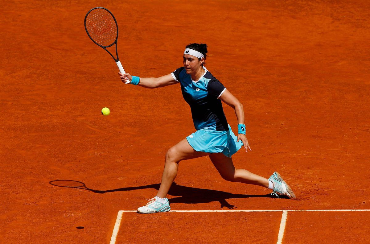 Ons Jabeur - Simona Halep 6-3, 6-2. Eșec drastic în „sferturi” la Madrid » Tunisianca nu i-a dat nicio șansă Simonei