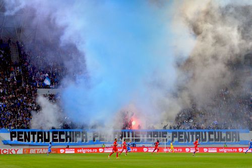 Universitatea Craiova - FCSB, unul dintre derby-urile palpitante ale finalului de sezon, se va disputa într-o atmosferă irespirabilă / Sursă foto: GSP