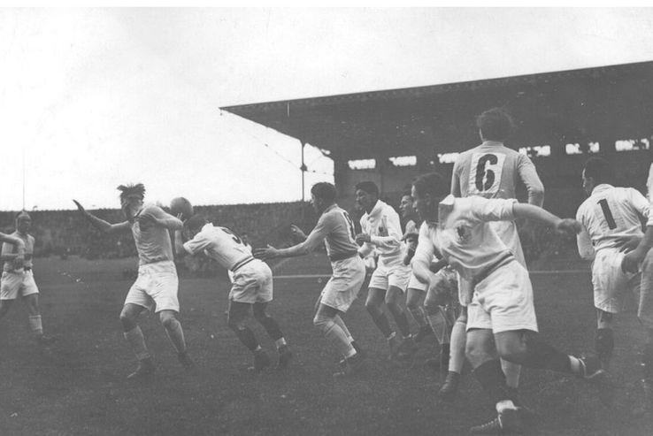 Pe 4 mai, în 1924, echipa de rugby aducea prima medalie din istoria României / Sursă foto: Arhivă