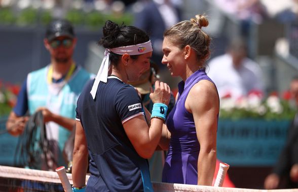 Surprinsă de camere » Ce i-a spus Simona Halep lui Ons Jabeur la fileu, imediat după finalul meciului