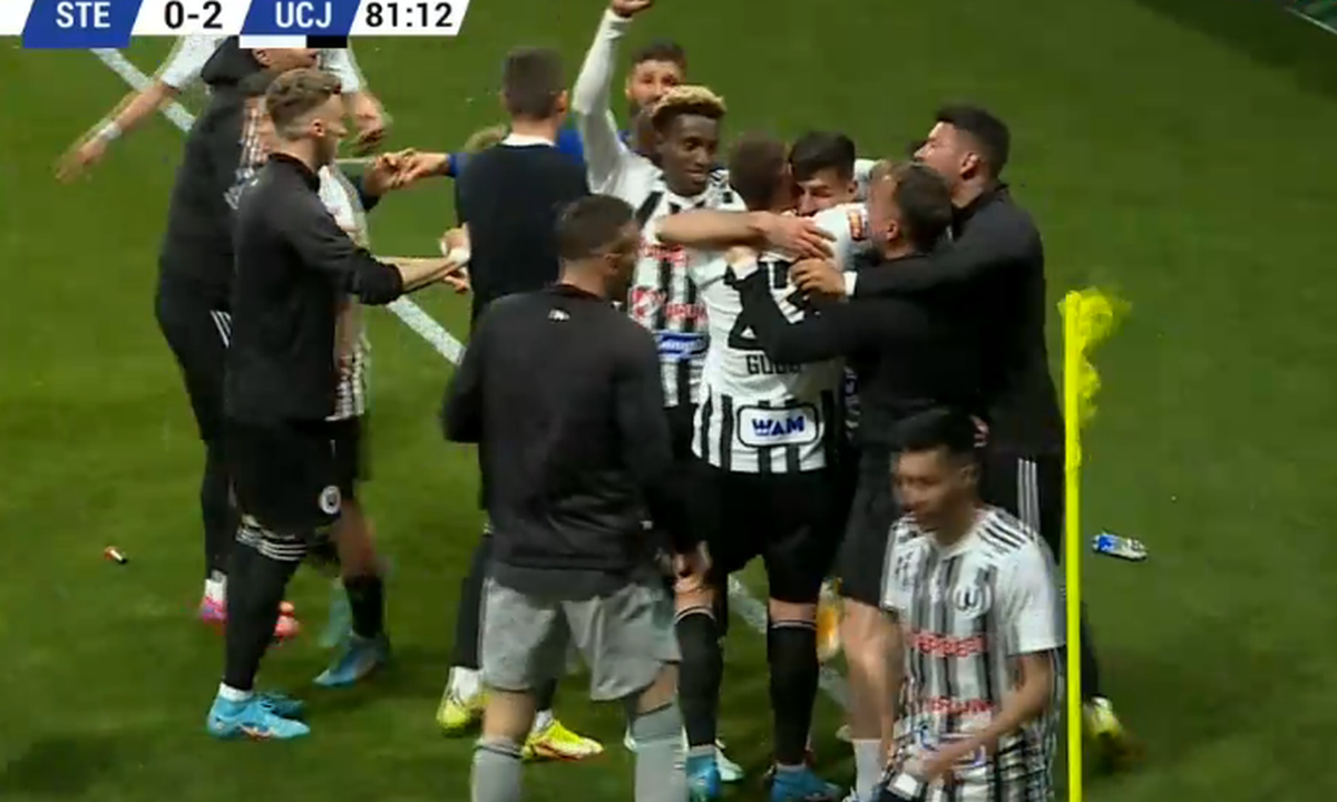 Cel mai încins moment din CSA Steaua - U Cluj: veteranul „militarilor”, eliminat